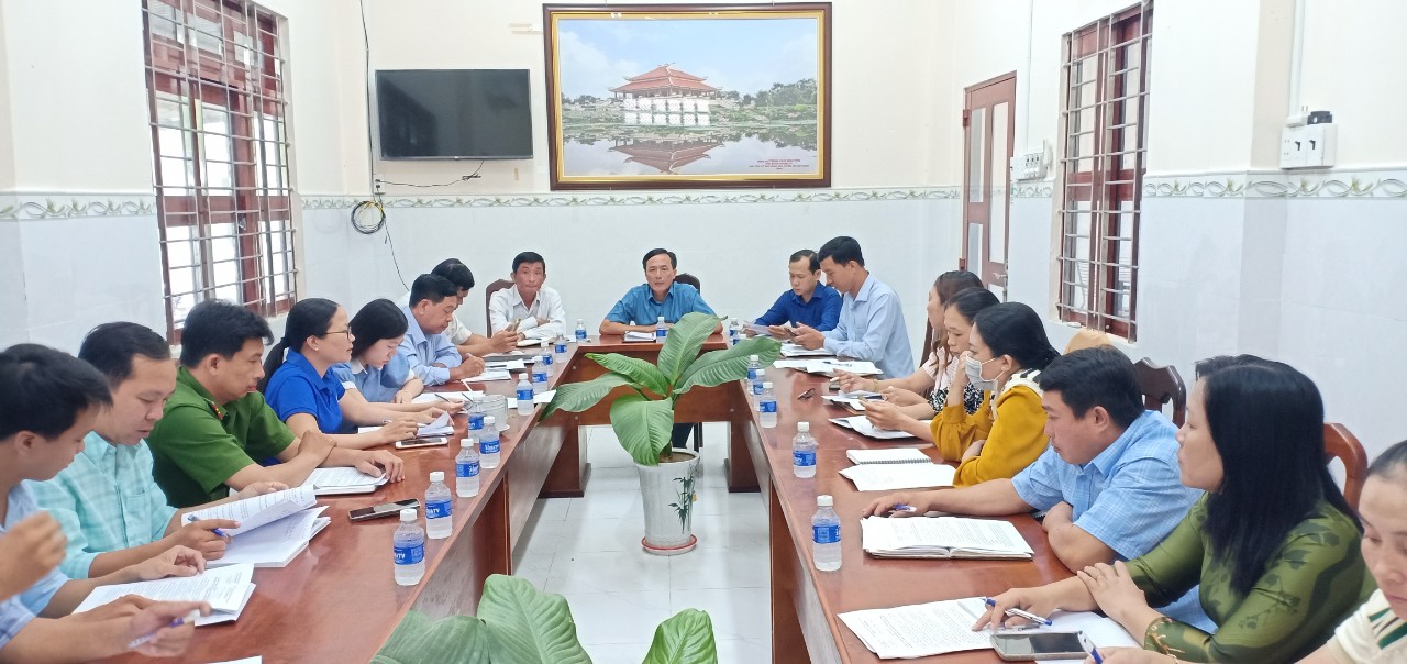 Ban Chỉ đạo các Chương trình MTQG xã An Thạnh 1 tổ chức Hội nghị triển khai Kế hoạch chuẩn bị lễ Công bố xã đạt chuẩn Nông thôn mới kiểu mẫu